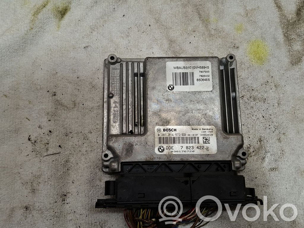 BMW 1 E81 E87 Engine control unit/module 