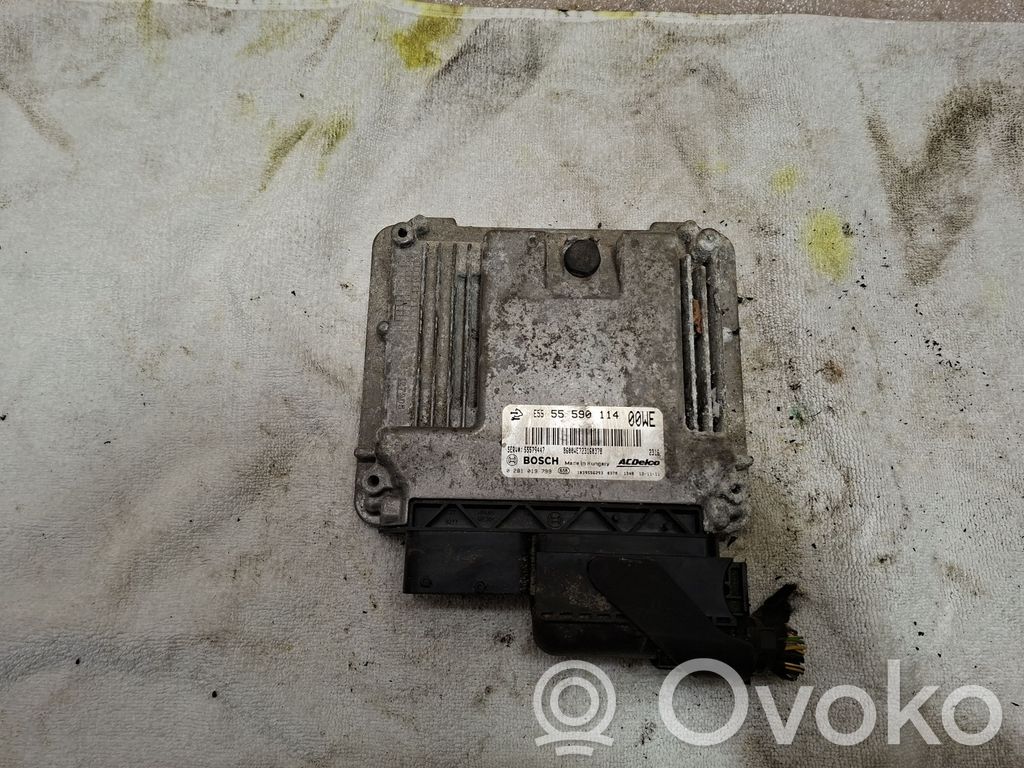 Opel Insignia A Engine control unit/module 