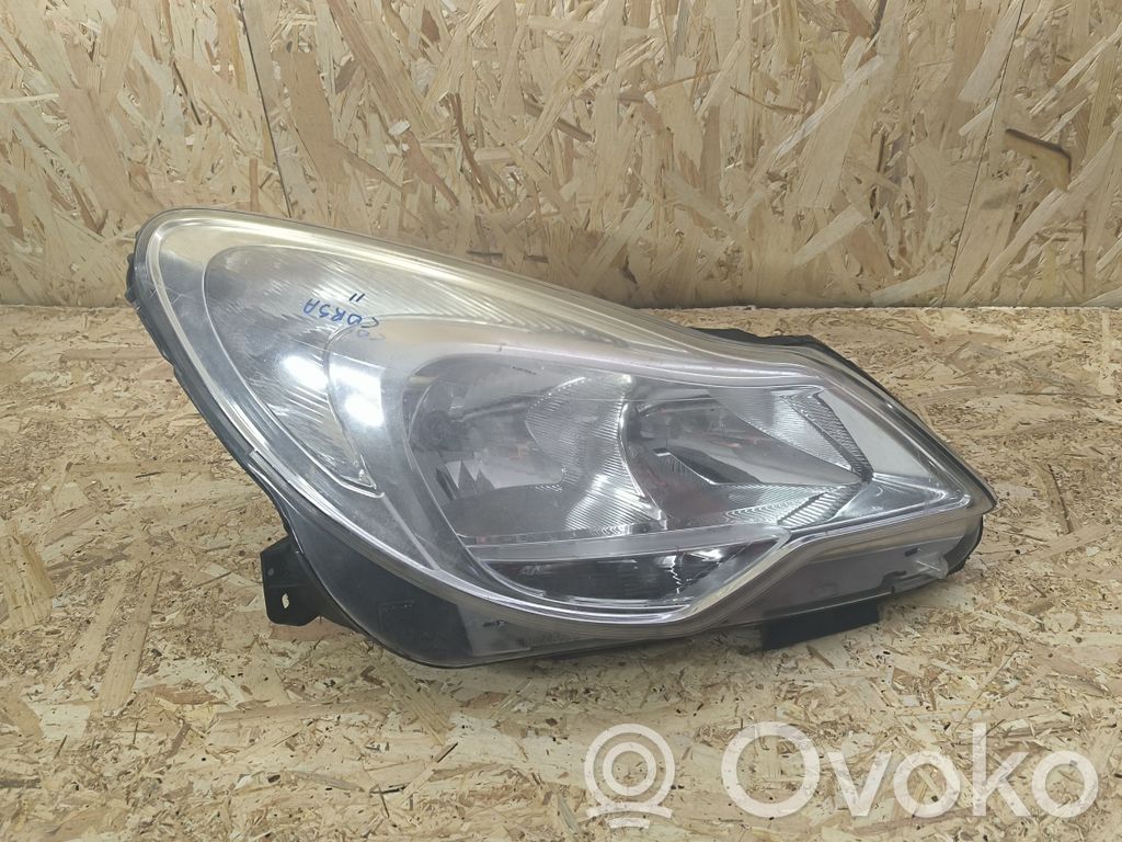 Opel Corsa D Priekinis žibintas 