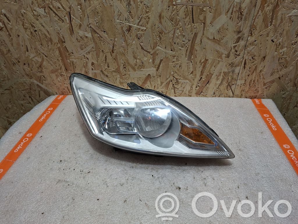 Ford Focus Headlight/headlamp 