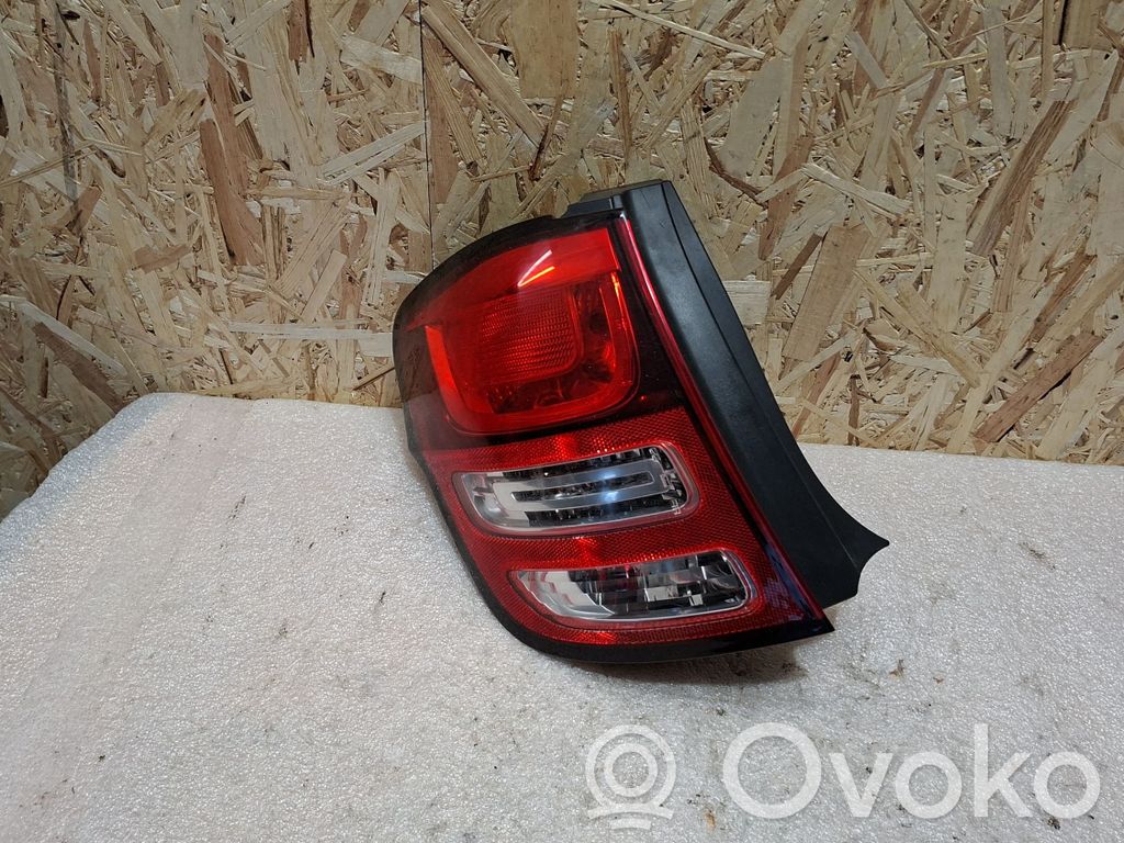 Rear/tail lights