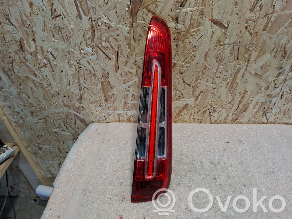 Ford C-MAX I Takavalot 