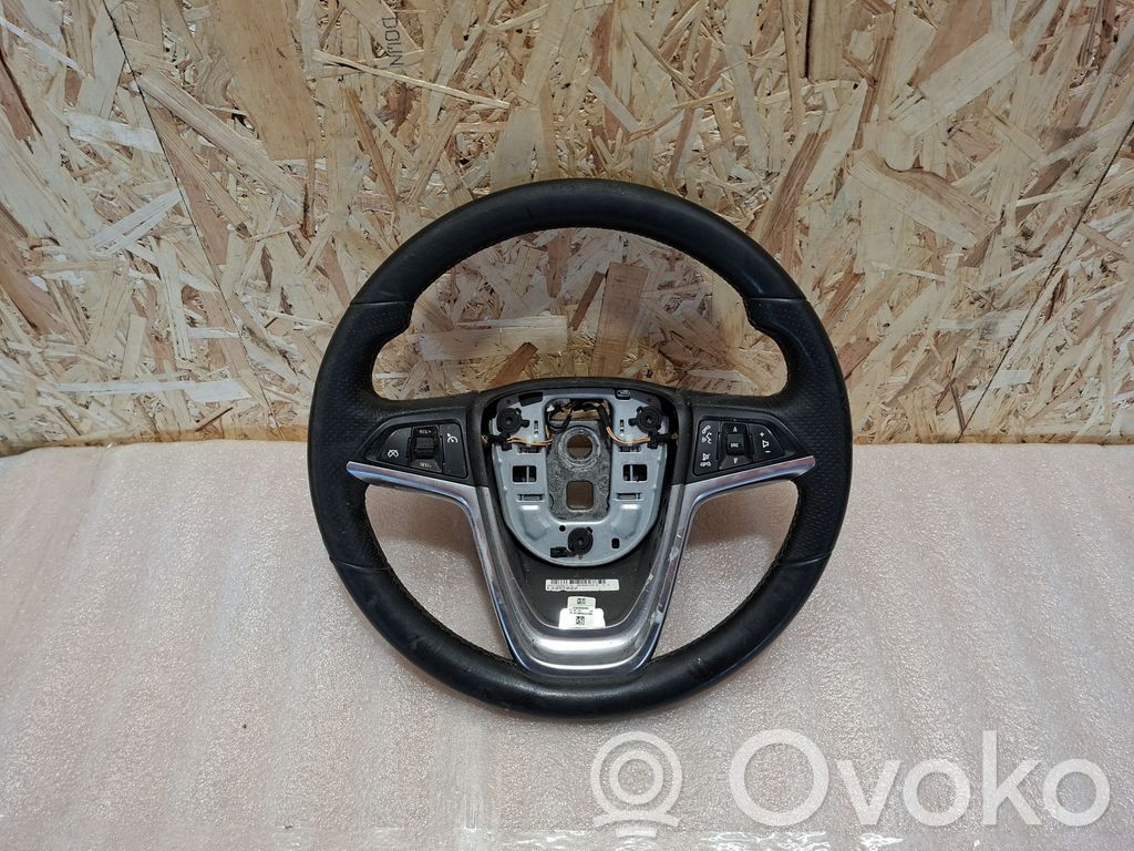 Opel Insignia A Ohjauspyörä 