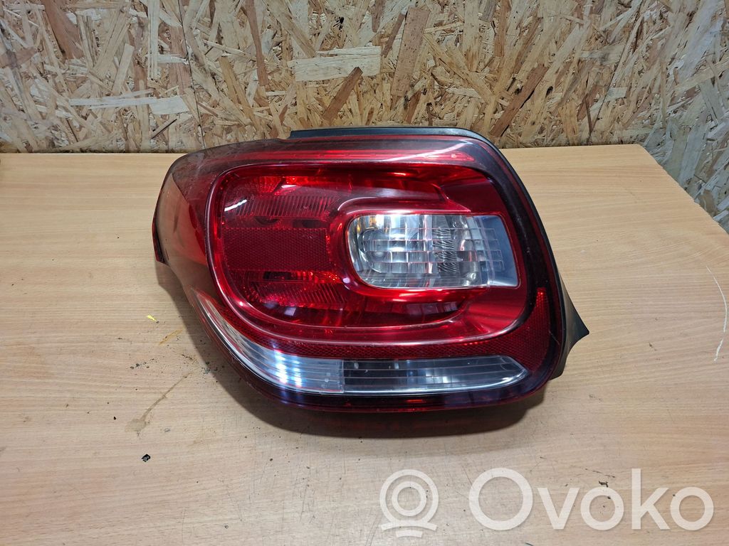 Citroen DS3 Luz trasera/de freno 