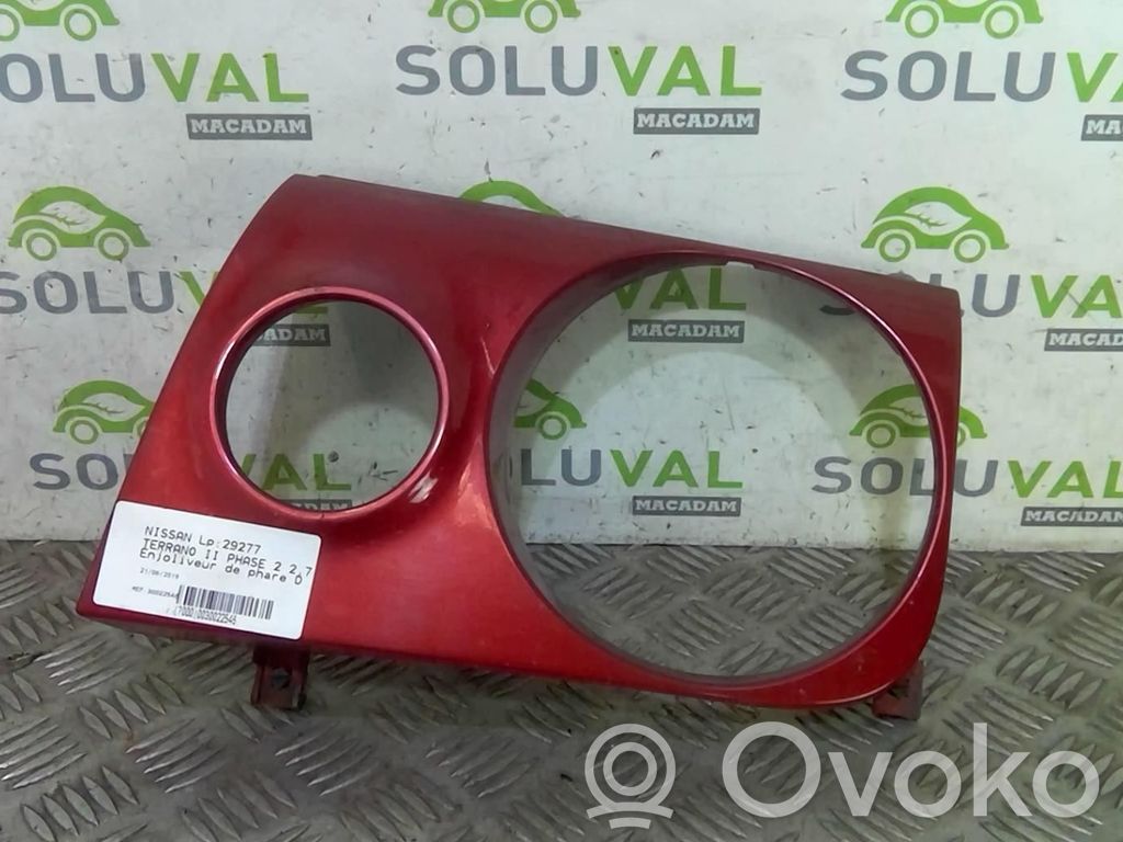 Moulure sous phares   NT
