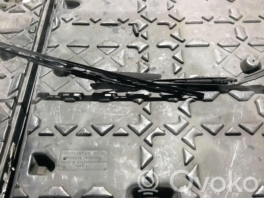 Mazda 626 Wischerarm vorne 