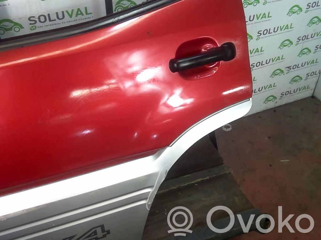 Nissan Terrano Galinės durys 
