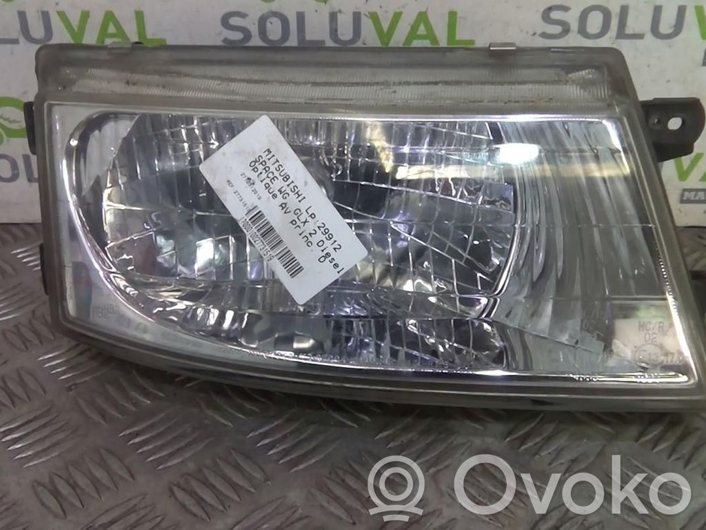 Mitsubishi Space Wagon Etu-/Ajovalo 
