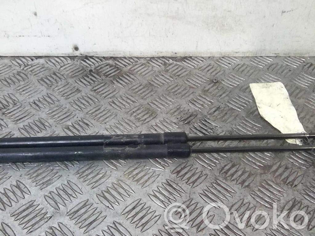 Nissan Micra Amortizor hayon 