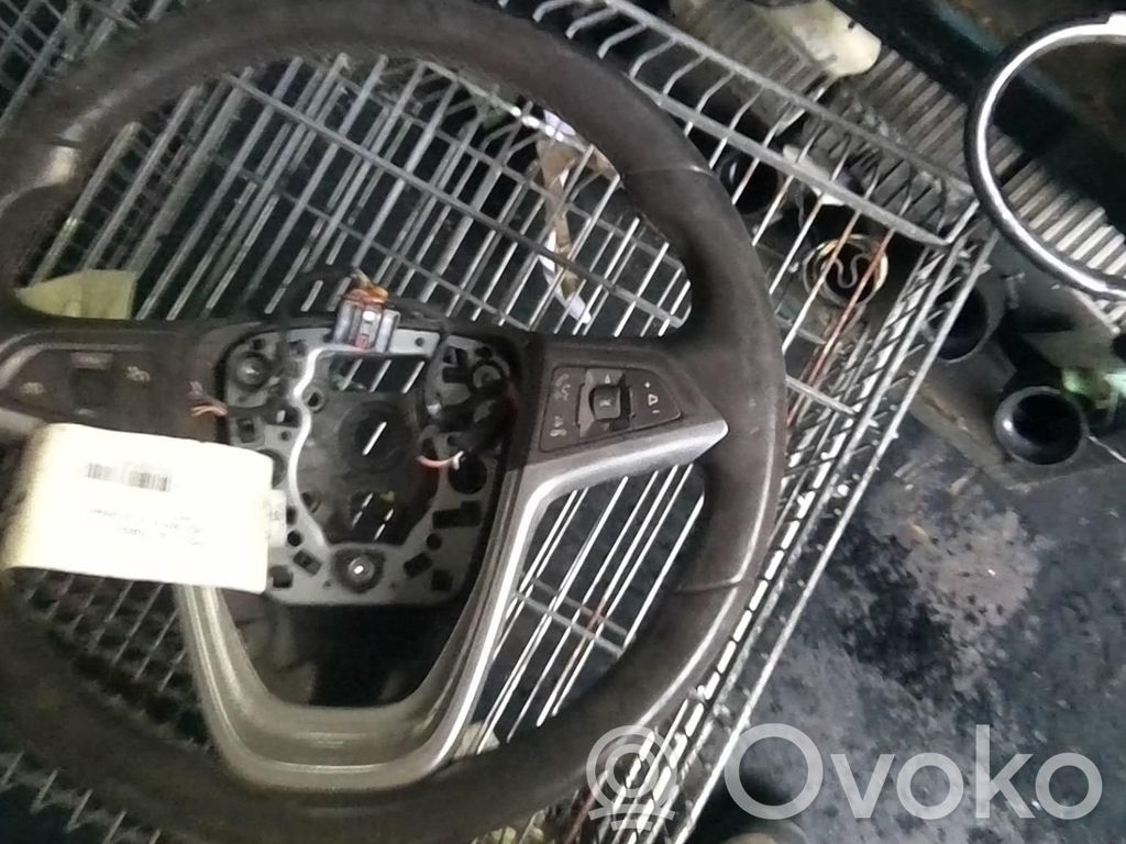 Opel Insignia A Ohjauspyörä 