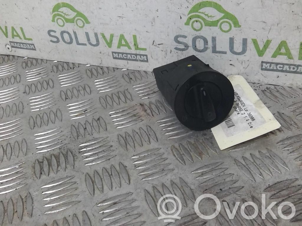 Volkswagen Polo III 6N 6N2 6NF Manetă semnalizator