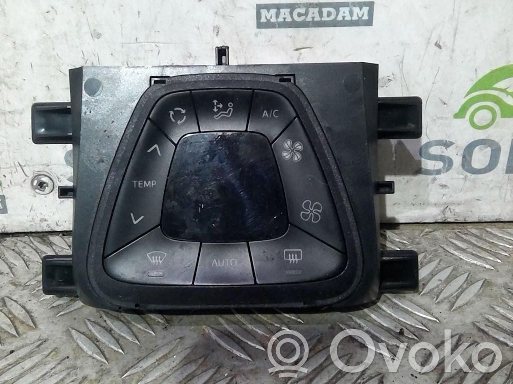 Peugeot 108 Climate control unit 