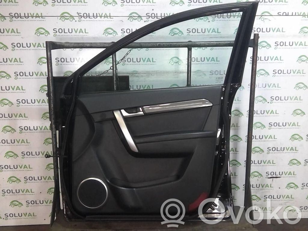 Chevrolet Captiva Puerta delantera 