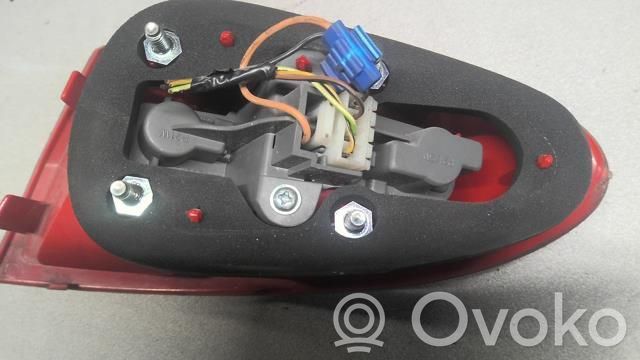 Alfa Romeo 147 Lampă spate în caroserie 