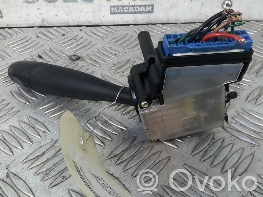 Hyundai Getz Manetă semnalizator 