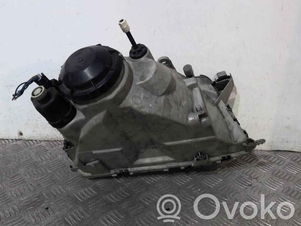 Headlight/headlamp   4480992
