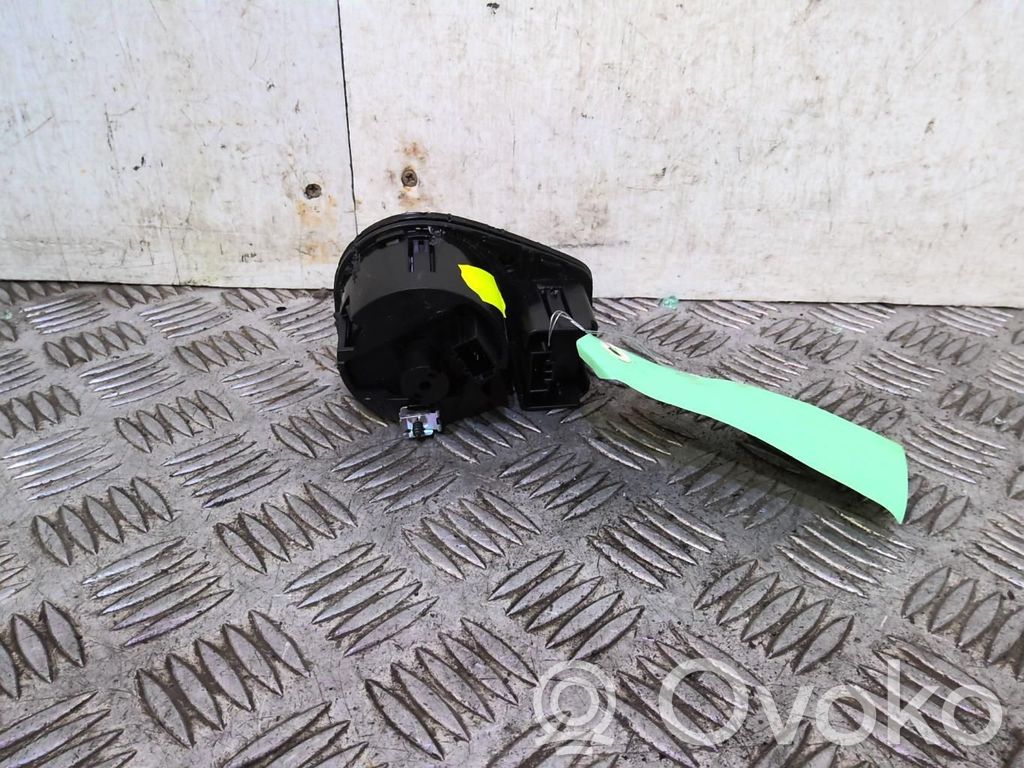 Volkswagen Golf VII Interruptor de luz 
