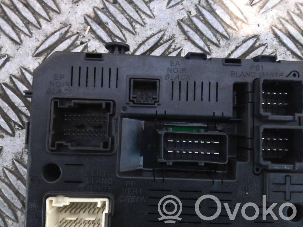 Unidad de control del BSM   6570A0
