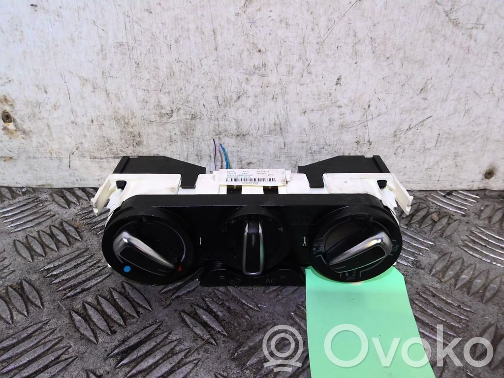 Climate control unit   8X0820045A