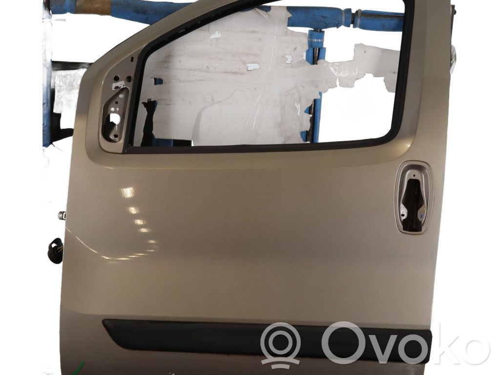 Etuovi   1637832480