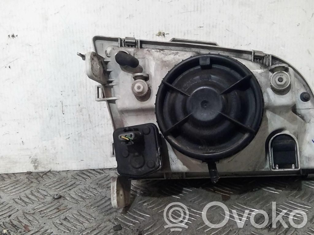 Scheinwerfer   MR465003