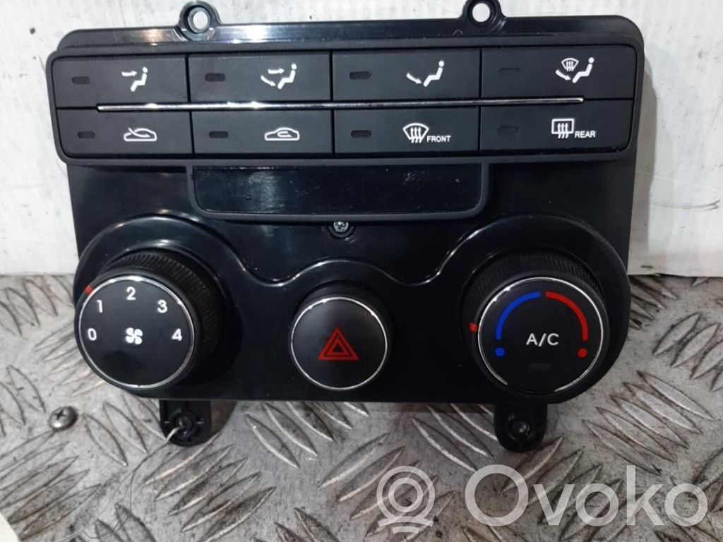 Hyundai i30 Panel klimatyzacji 