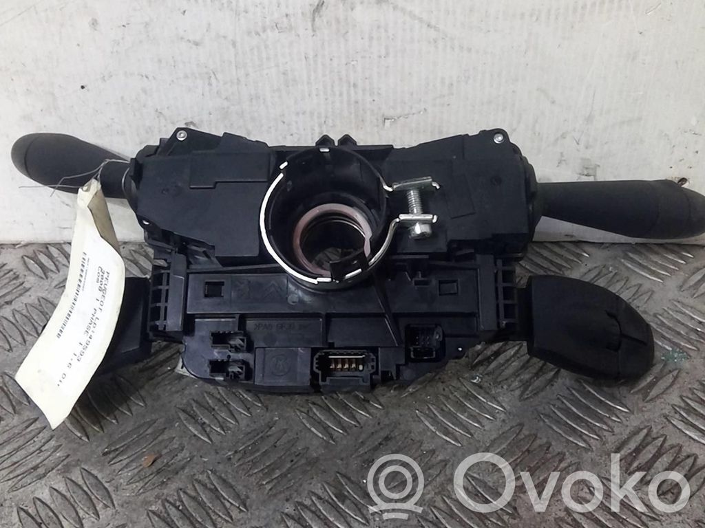 Peugeot 3008 I Bloc semnalizator și ștergător parbriz 