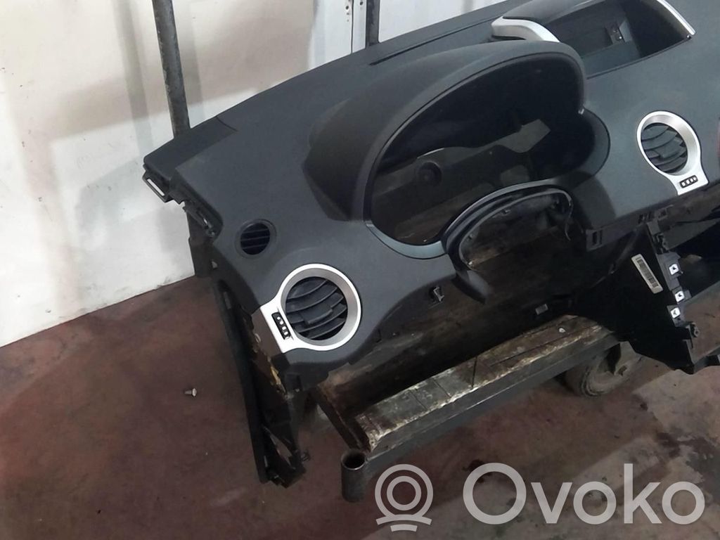 Renault Koleos I Panel de instrumentos 