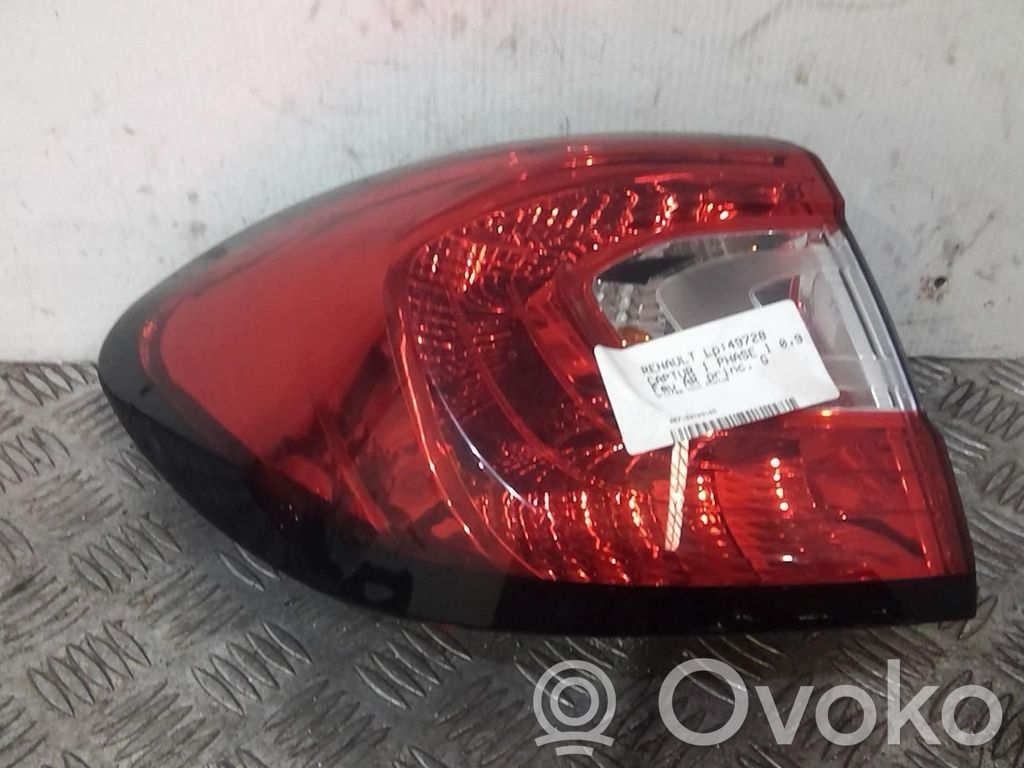 Lampa tylna   265557367R