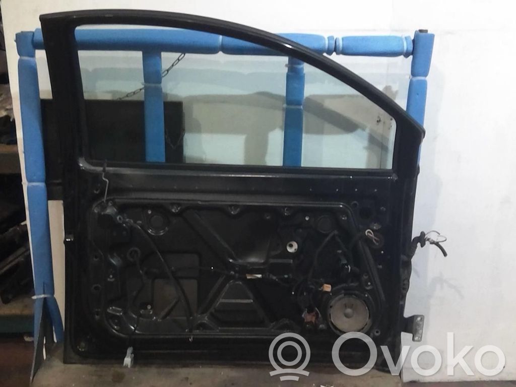 Volkswagen New Beetle Drzwi przednie 