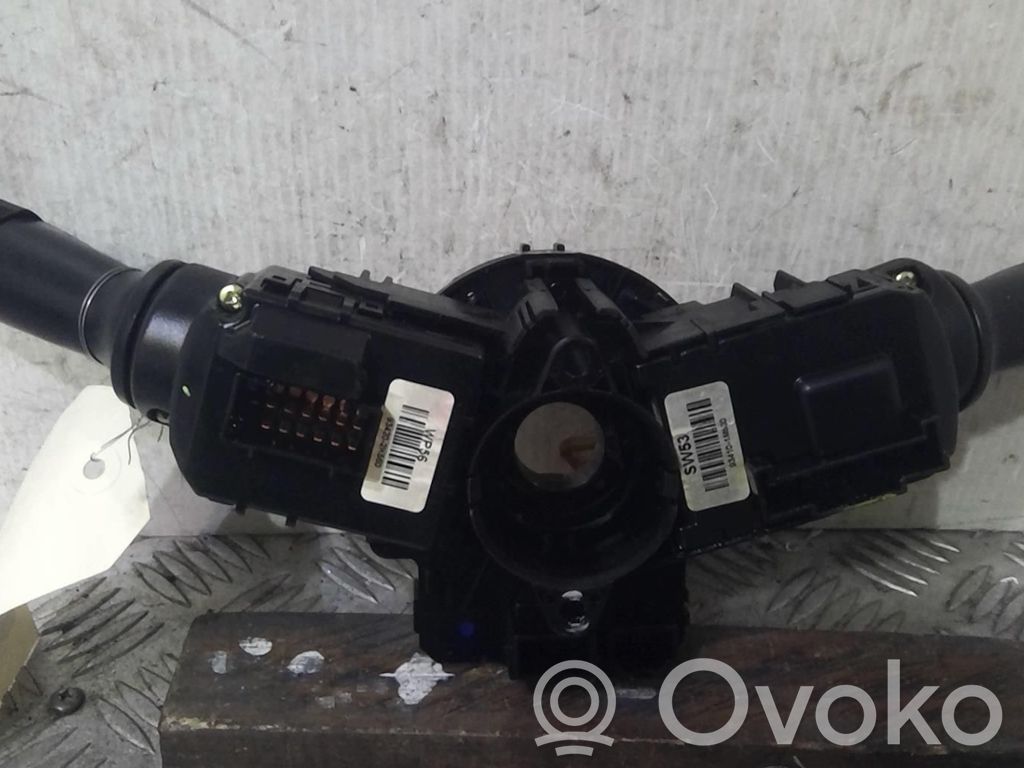 Hyundai ix20 Bloc semnalizator și ștergător parbriz 