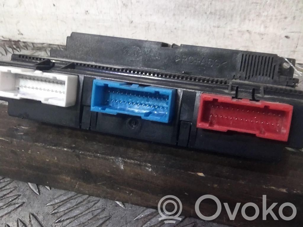 Climate control unit   1423088
