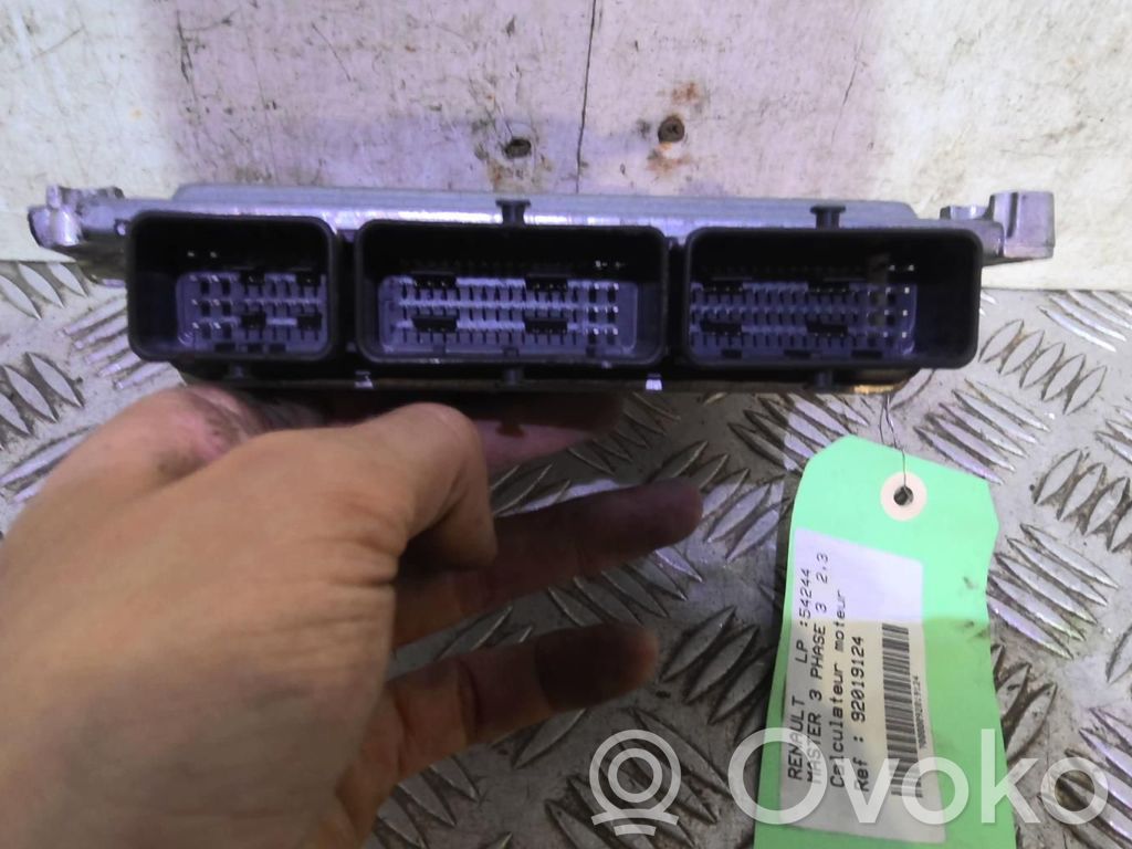 Renault Master III Engine control unit/module 