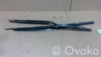 Peugeot 607 Braccio della spazzola tergicristallo anteriore 