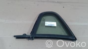 Ventanilla de ventilación de la puerta trasera   30674363