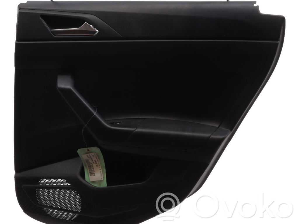 Volkswagen Polo VI Apšuvums aizmugurējām durvīm 