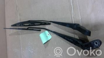 Jaguar X-Type Wischerarm vorne 