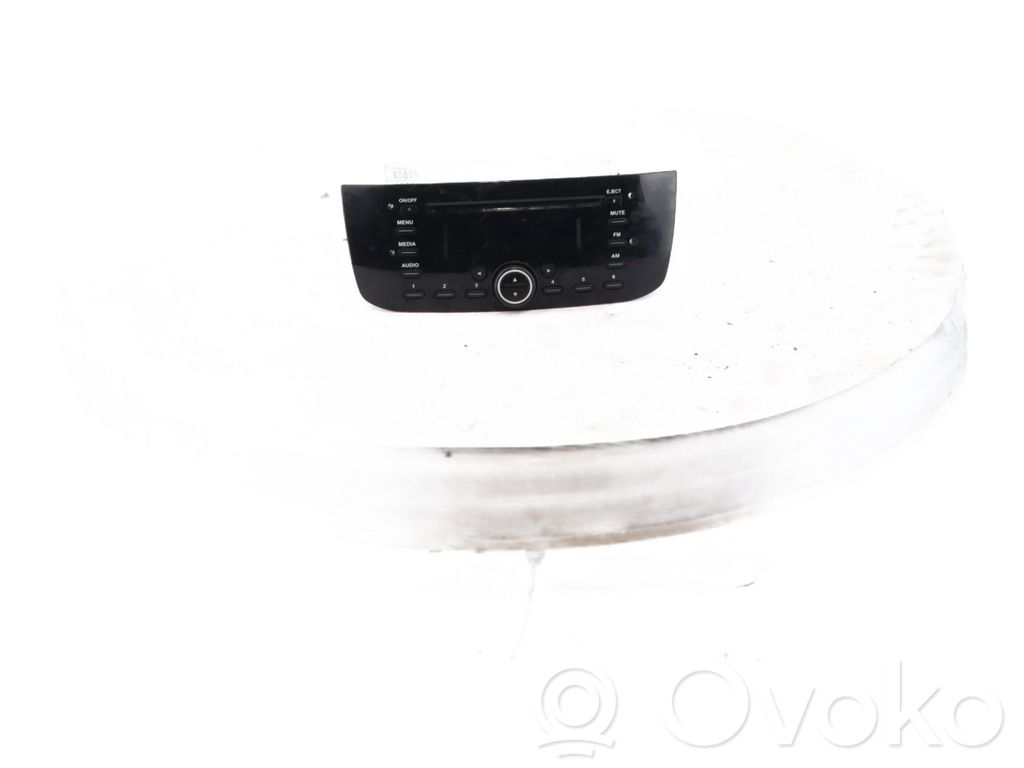 Fiat Punto (199) Unitate principală radio/CD/DVD/GPS 