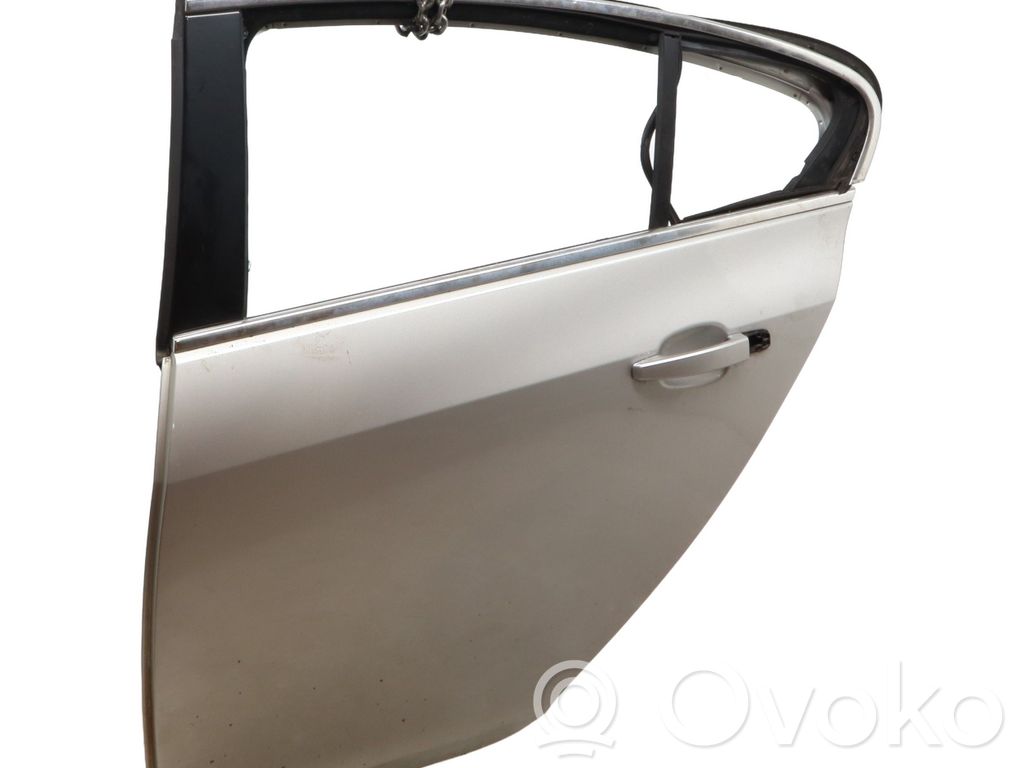 Puerta trasera   22796347