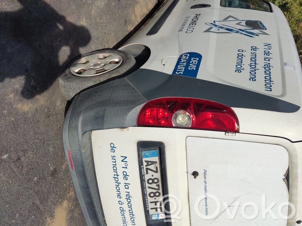 Fiat Doblo Drzwi przednie 