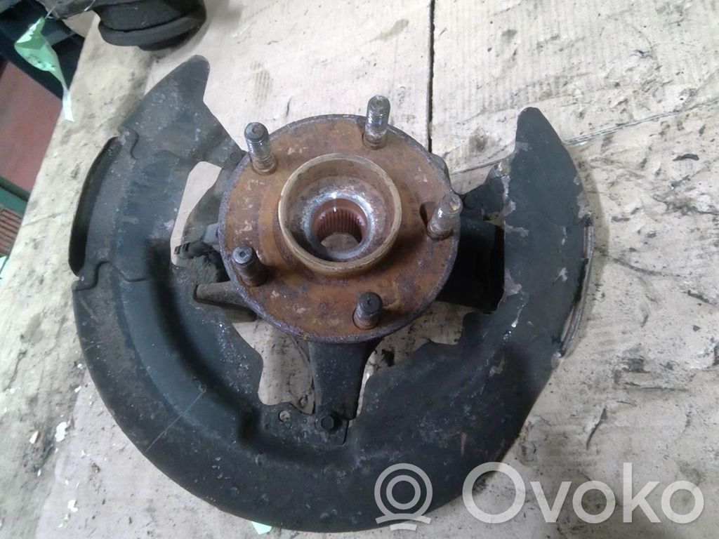 Volvo C30 Achsschenkel vorne 