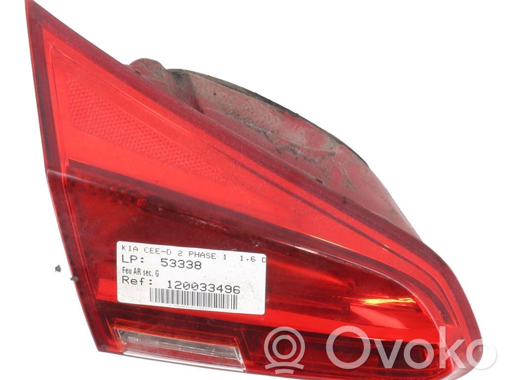 KIA Ceed Takaluukun takavalot 