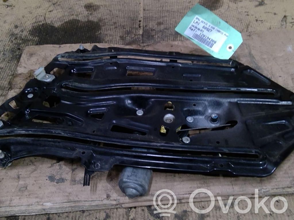 BMW 3 E36 Elektryczny podnośnik szyby drzwi tylnych 