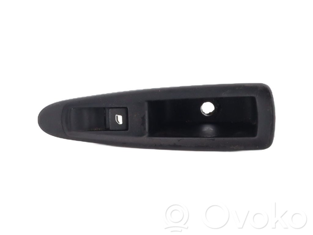 Electric window control switch   6554HJ