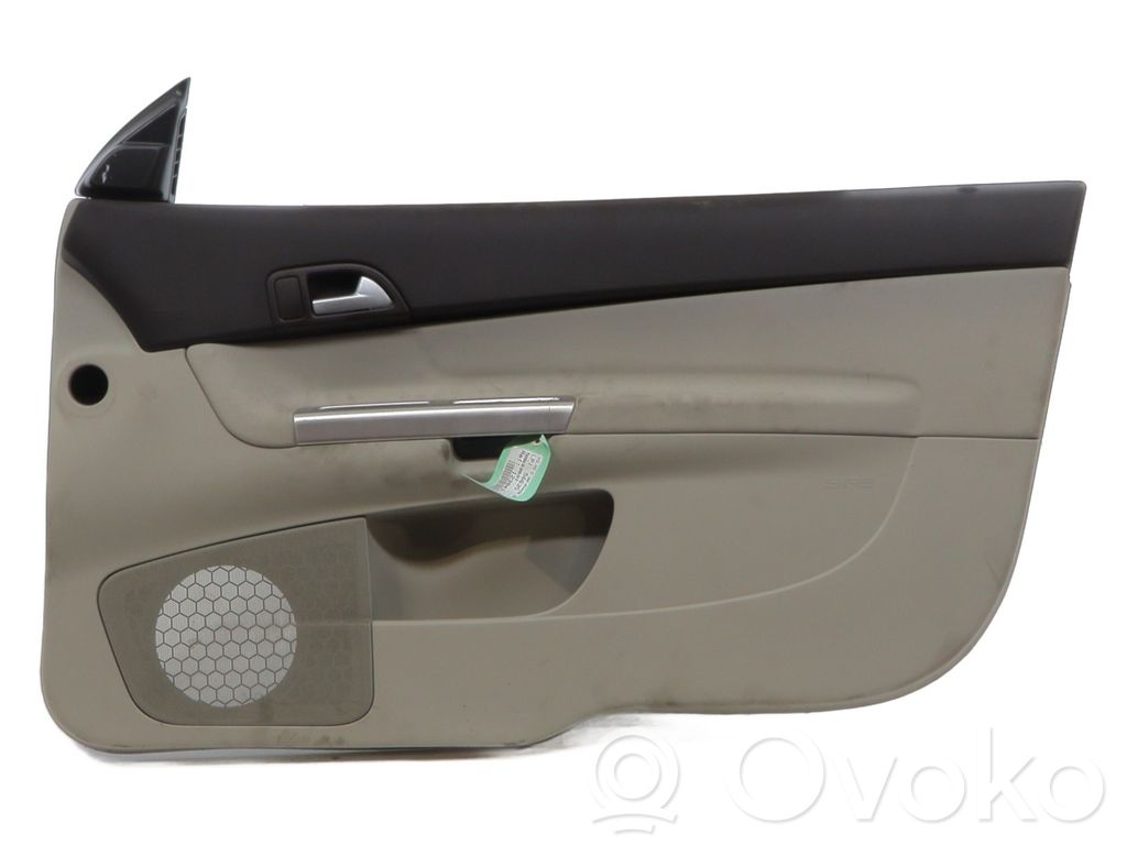 Volvo C30 Etuoven verhoilu 
