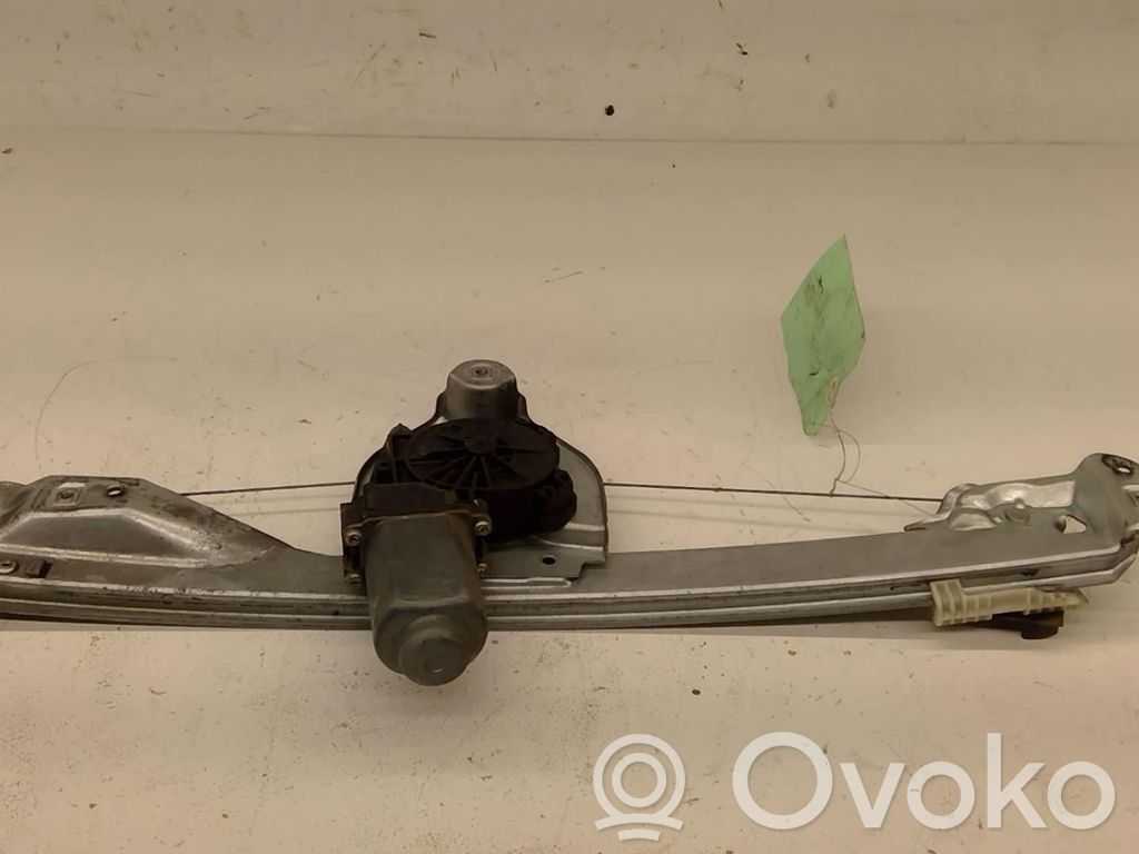 Renault Clio III Takaoven ikkunan nostin moottorilla 