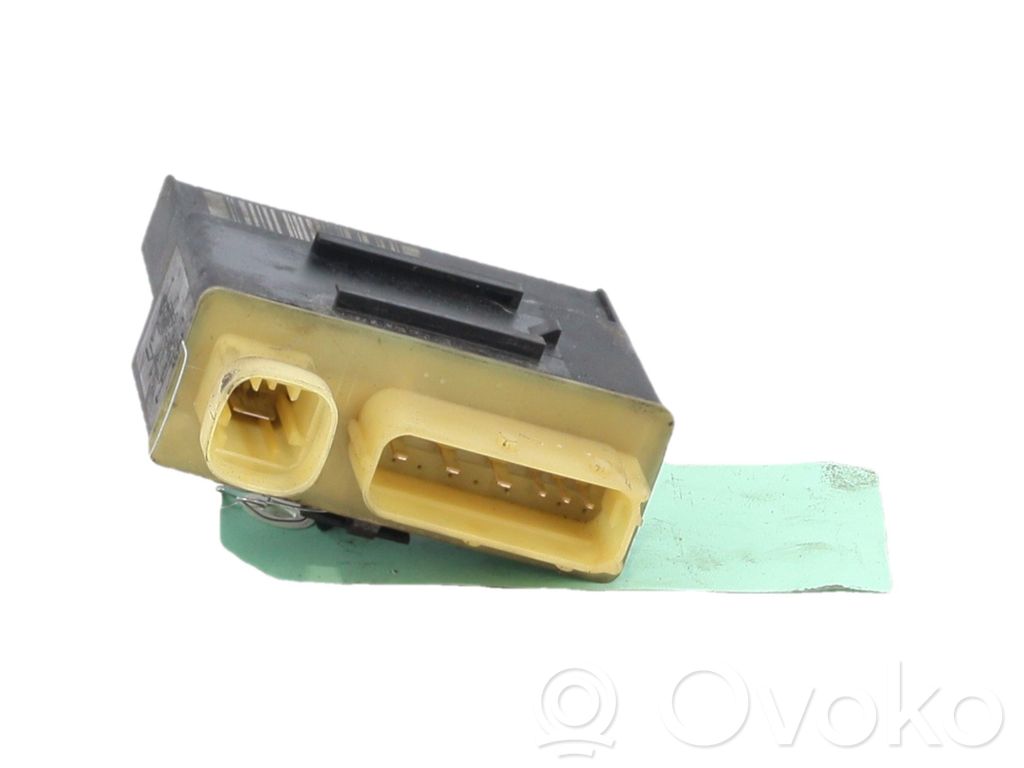 Citroen DS5 Glow plug pre-heat relay 