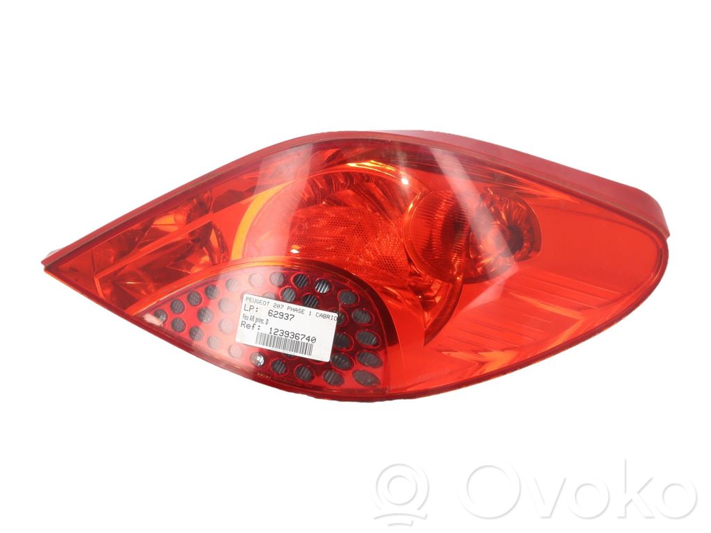 Peugeot 207 Lampă spate în caroserie 