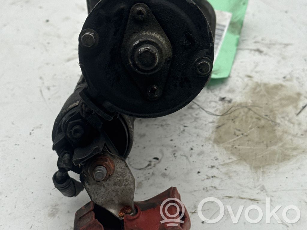 Nissan Note (E12) Motor de arranque 