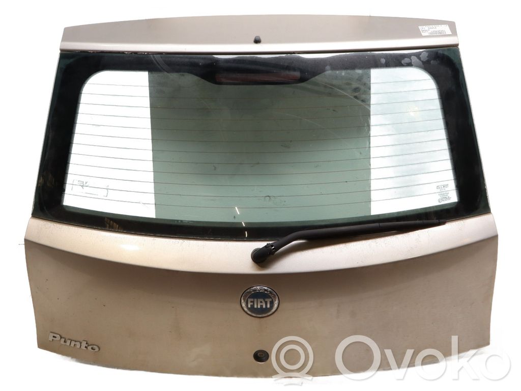 Fiat Punto (188) Couvercle de coffre 